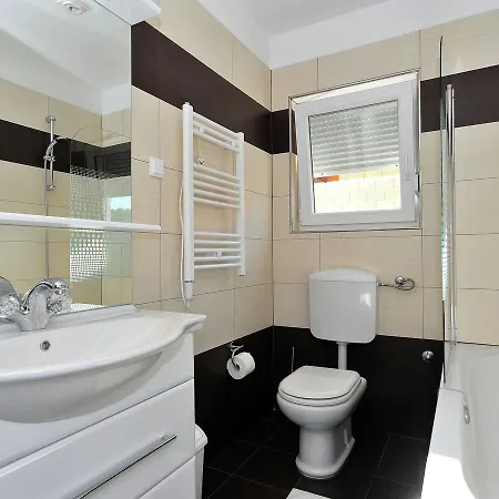 别墅 Modern In With Private Swimming Pool *